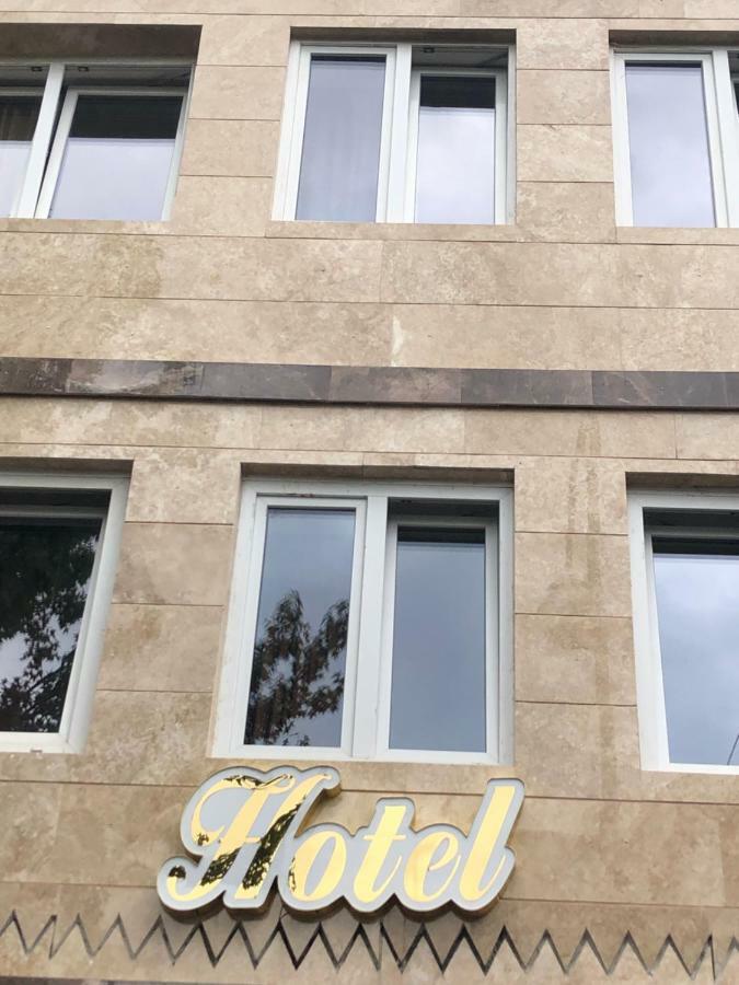Hotel Moji Koeln Esterno foto
